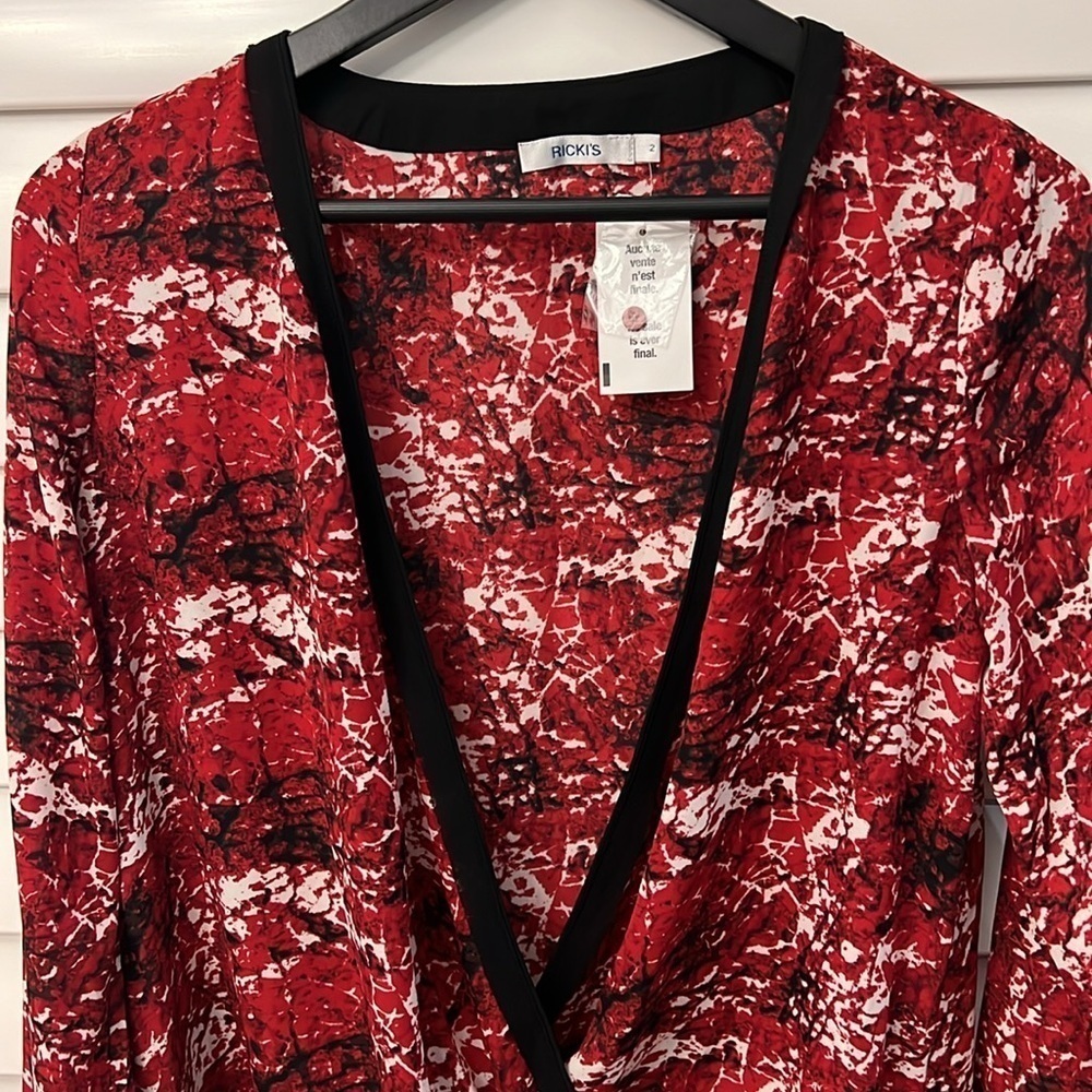 NWT Ricki’s Plunge V Neck Wrap Blouse - Picture 2 of 7